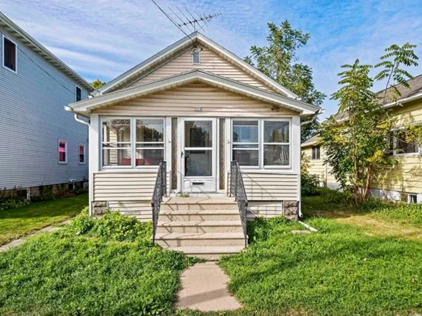 353 Bowen St, Oshkosh, WI 54901