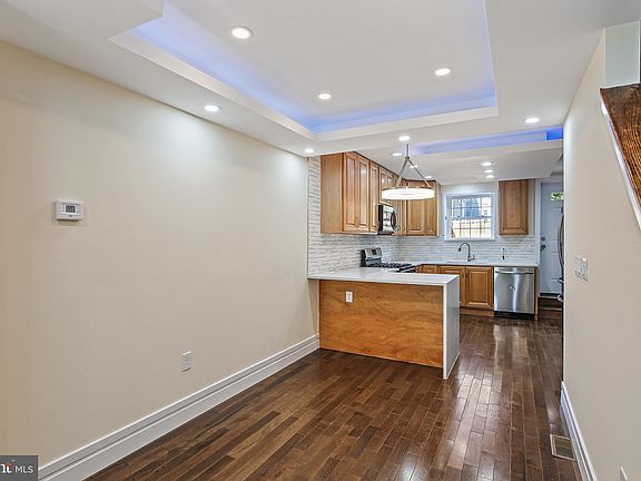 5th image of 244 N Rose St