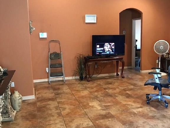 3rd image of 1834 Lanette Dr