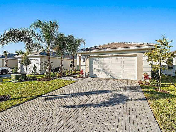 3rd image of 14225 SW Waterfall Lane