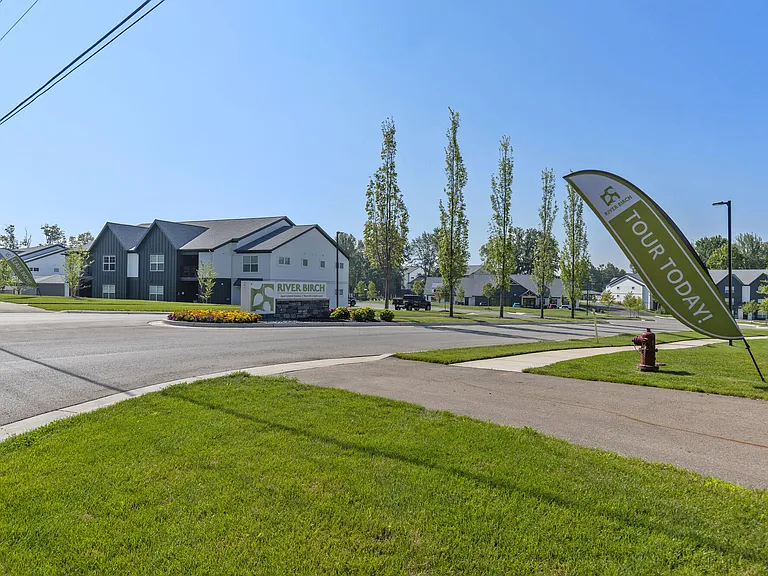 River Birch Apartment Homes — Photo 38