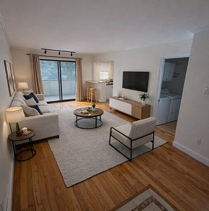 5th image of 8 Oakwood Ave APT C3