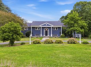20 Parkerville Rd, Southborough, MA 01772