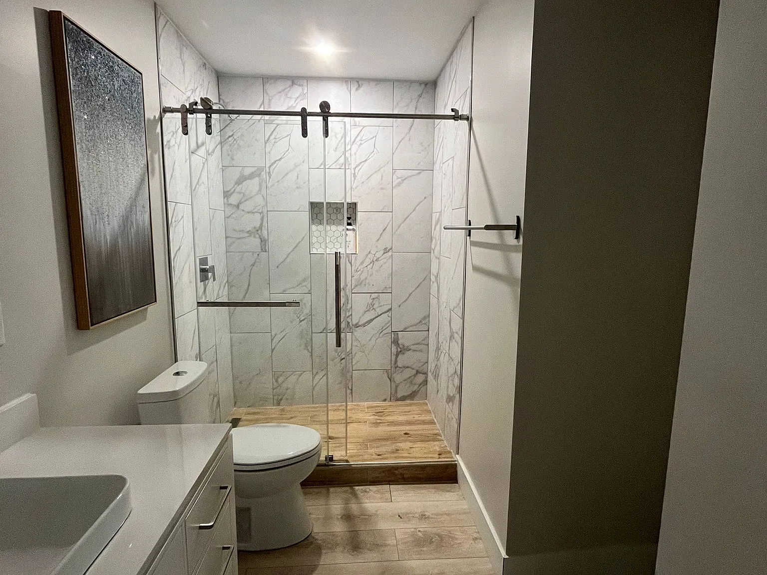 2 bed, 700 sqft, $2,000 — Photo 4