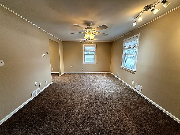 73 Horton Ave #2 — Photo 6