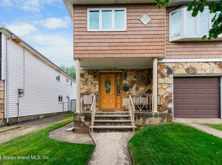 250 Crafton Ave, Staten Island, NY 10314