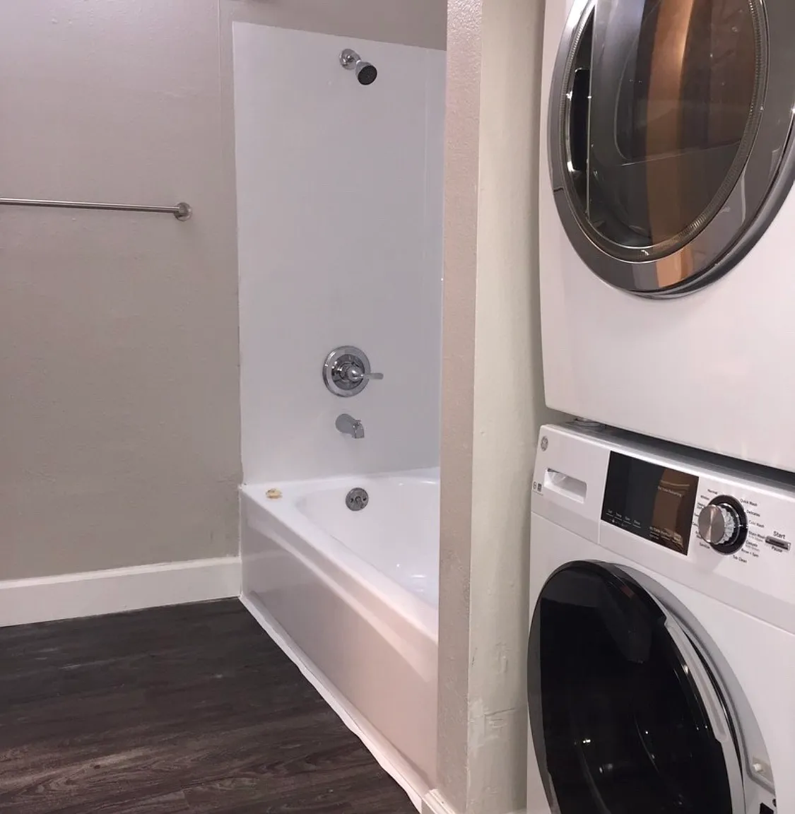 2 bed, 900 sqft, $1,550 — Photo 4