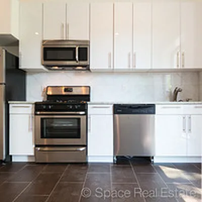 Rented by Space Real Estate | media 16