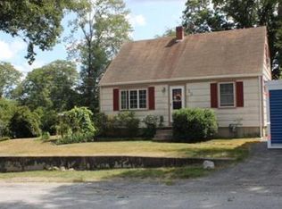 23 Pennsylvania Ave, Cumberland, RI 02864