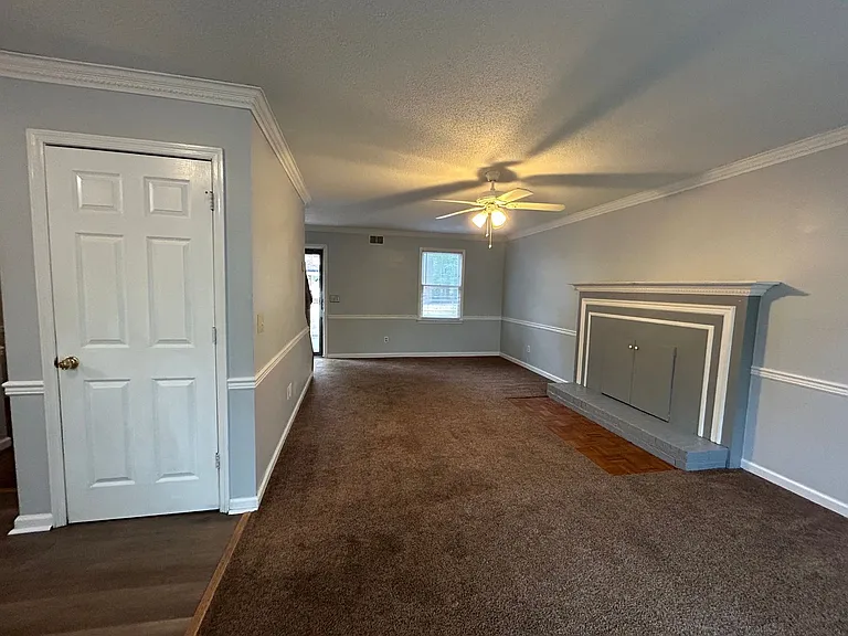 1 Crescent Ln #1 — Photo 7