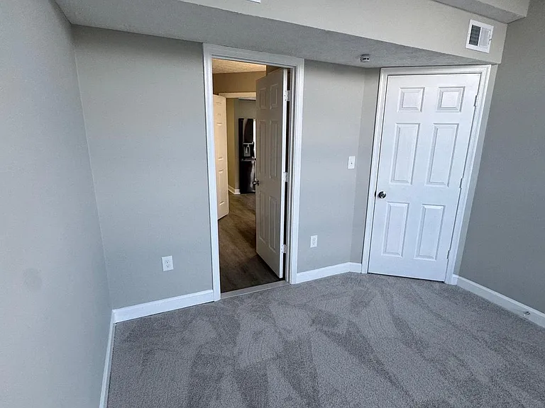 6900 Saint Ignatius Dr #304 — Photo 21