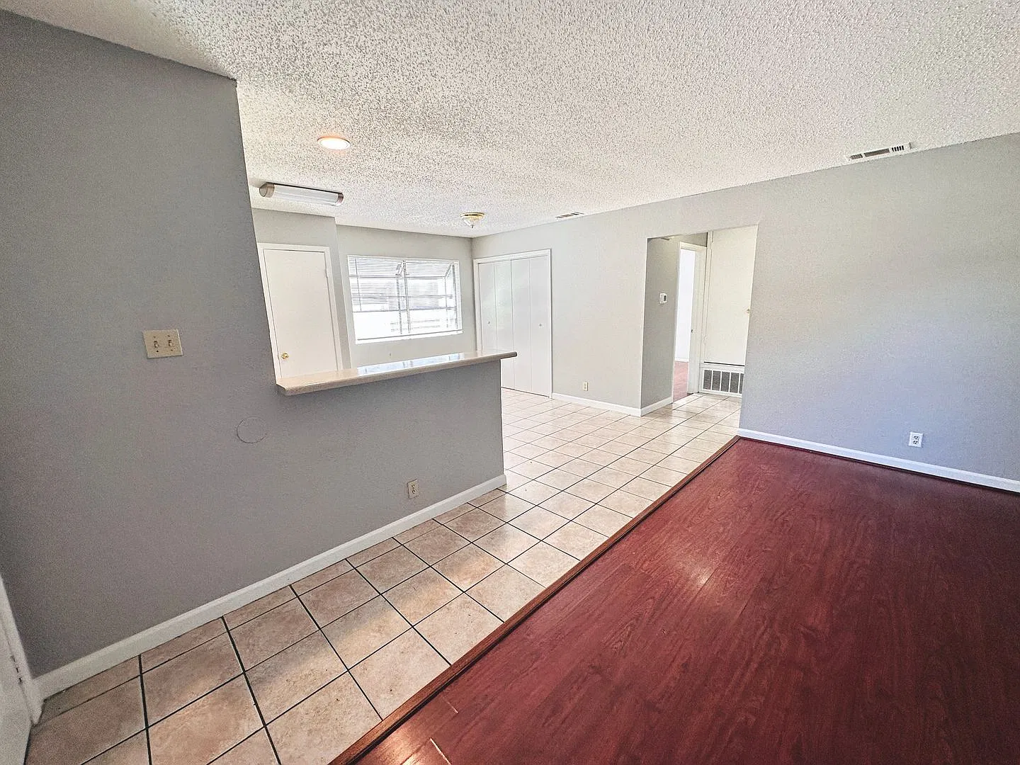 126 ROXAN — Photo 4