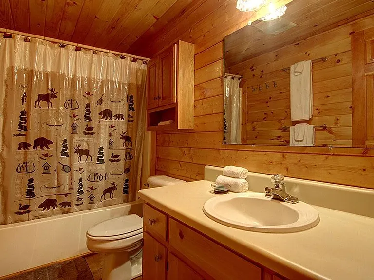 1822 Hidden Lake Dr — Photo 10