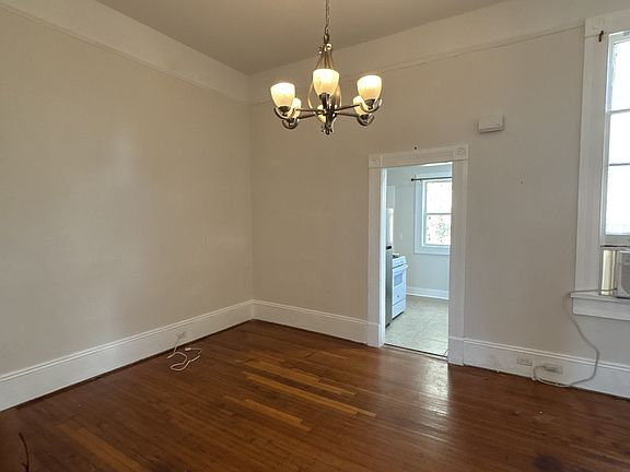 3rd image of 3915 Prytania St APT A