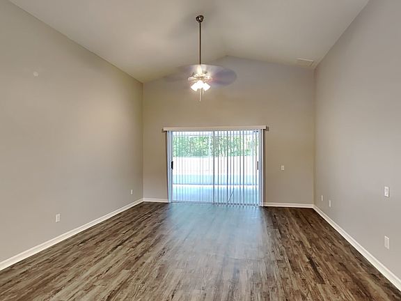 4th image of 1633 Tangledvine Dr