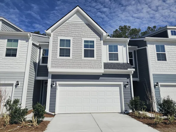 569 Trotters Ln #222, Moncks Corner, SC 29461