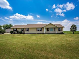 15250 Waverly Rd, Gardner, KS 66030
