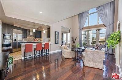 1st image of 558 Caruso Ave