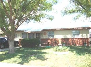 905 Conchas Pl, Roswell, NM 88203