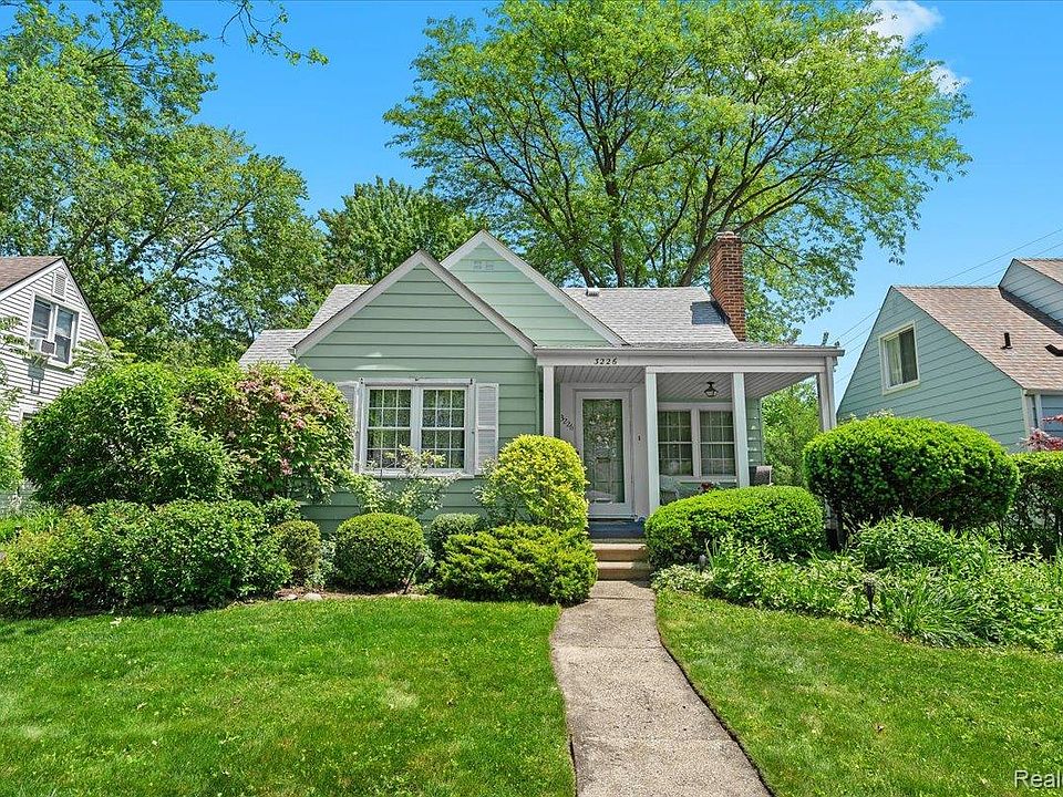1st image of 3226 Thomas Ave