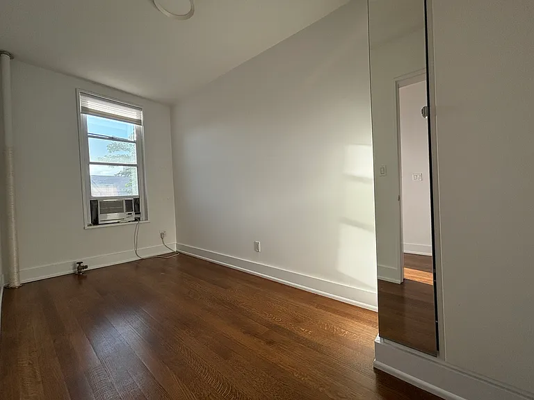 144 4th Ave #401 — Photo 10