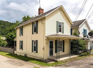 302 Newtown Ave, East Bethlehem, PA 15348