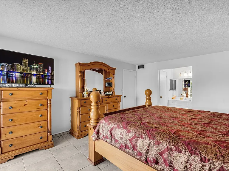 3551 Inverrary Dr #208 — Photo 11