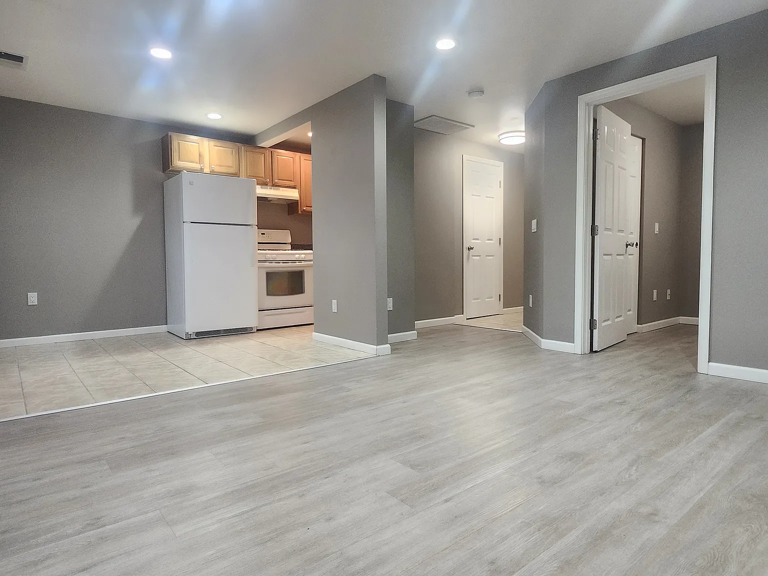3001 Preble St — Photo 3