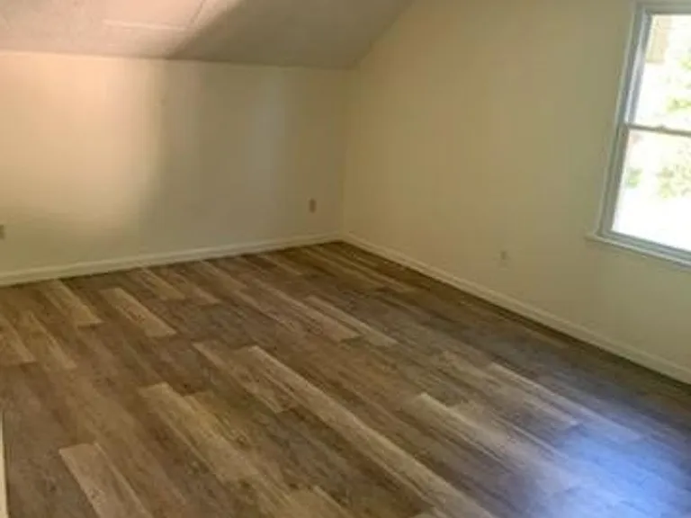 224 Lamont St — Photo 16