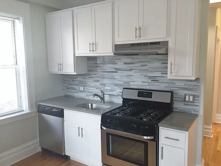 847 W. Wellington — Photo 19