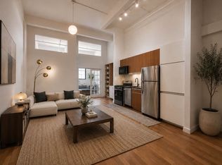 44 Berry St APT 2G, Brooklyn, NY 11249