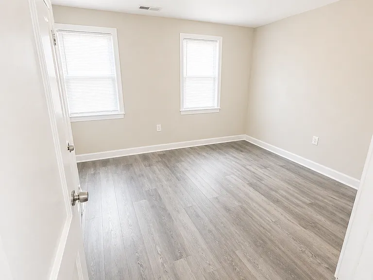 126 O St SW #2 — Photo 17