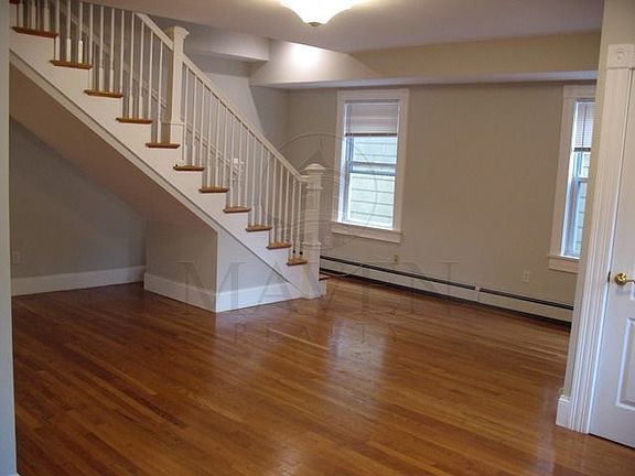 3rd image of 6 Whipple St #1