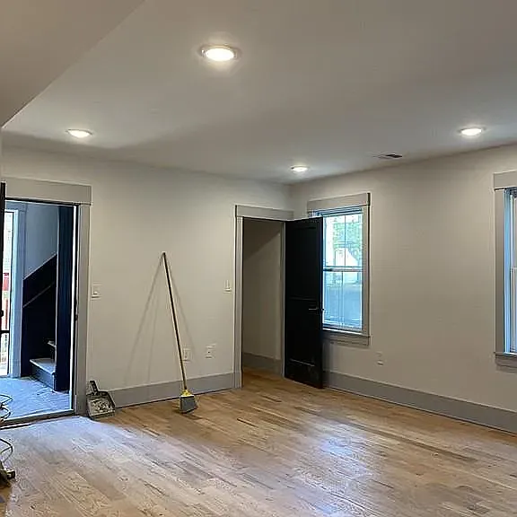 288 Columbia St — Photo 5