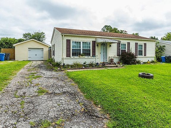 2nd image of 2304 Allen Dr