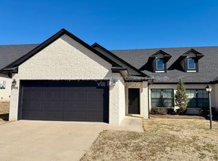 9909 Landry Dr, Fort Smith, AR 72916