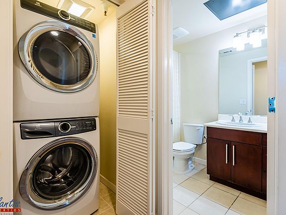 5th image of 3281 Berryessa St APT 4