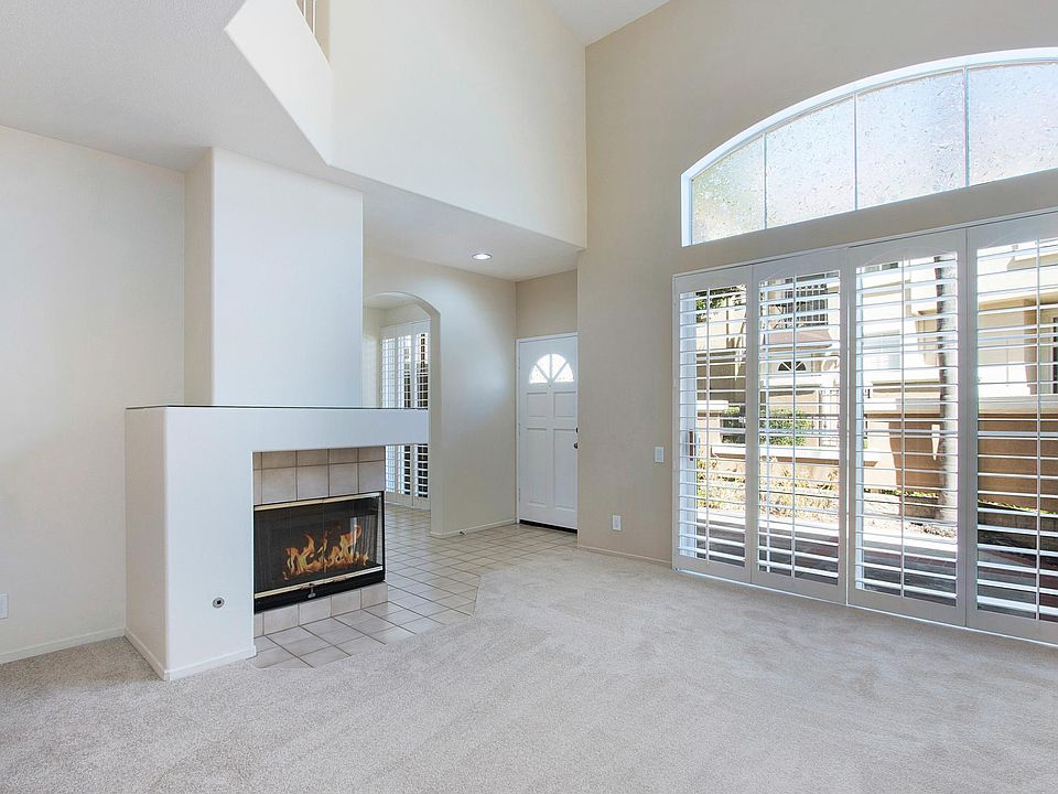 1st image of 17 Orchestra Ln