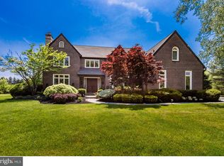 31 Cove Rd, Moorestown, NJ 08057