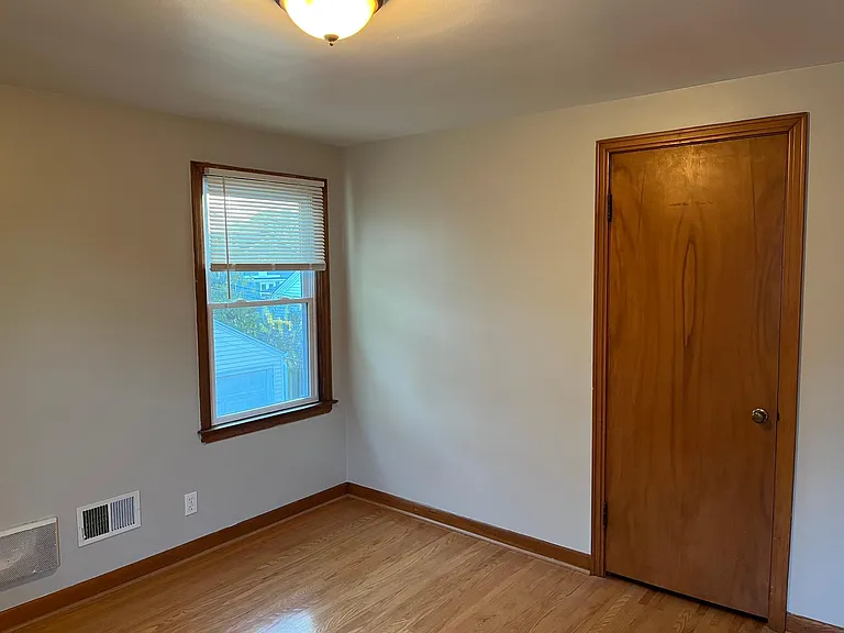 321 Crosby Ave #UPPER — Photo 7