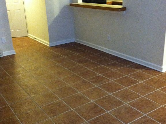 5th image of 9619 Warwick Ave APT 2