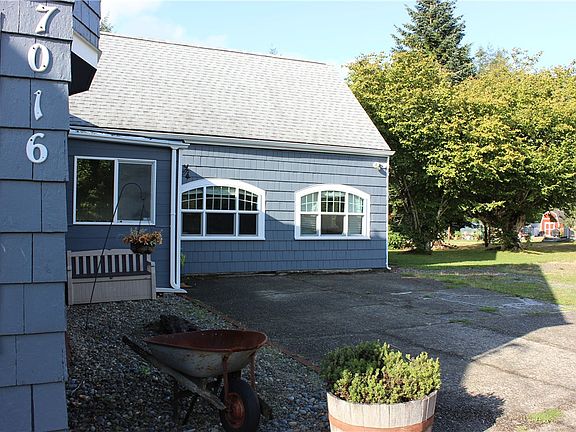 2nd image of 7016 Central Park Dr