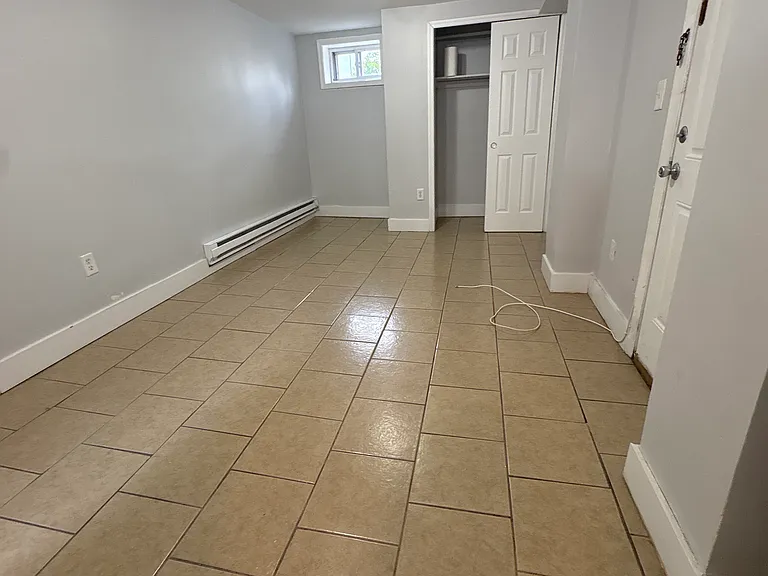 418 Liberty Ave #1B — Photo 2