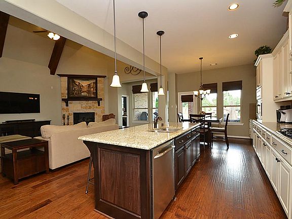 3rd image of 5211 Tyler Park Ln