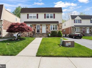 415 Ashurst Ave, Secane, PA 19018