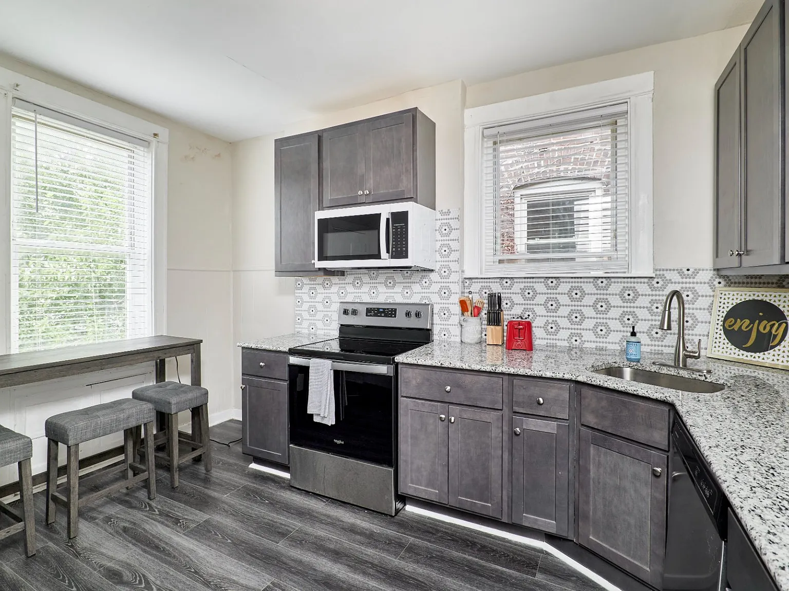 1 bed, $1,500 — Photo 3