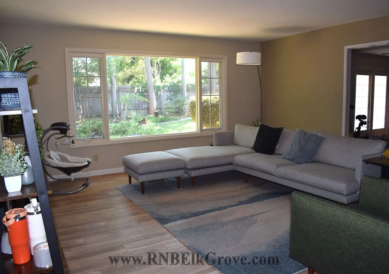 El Patio Court 9006 — Photo 3
