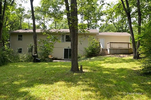 6118 Robin Ln, Crystal Lake, IL 60014 | Zillow