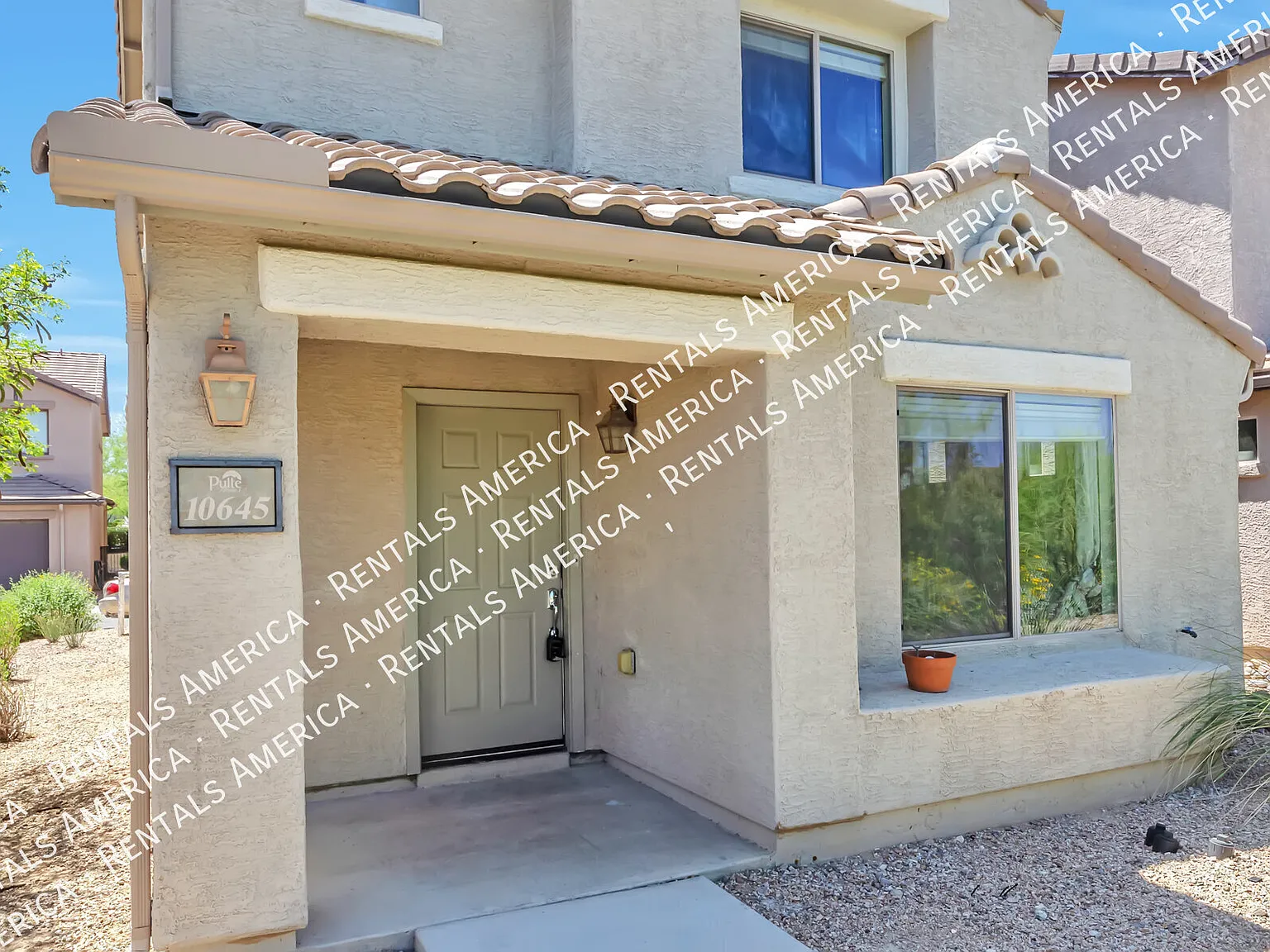 Great East Side Location! — Photo 3