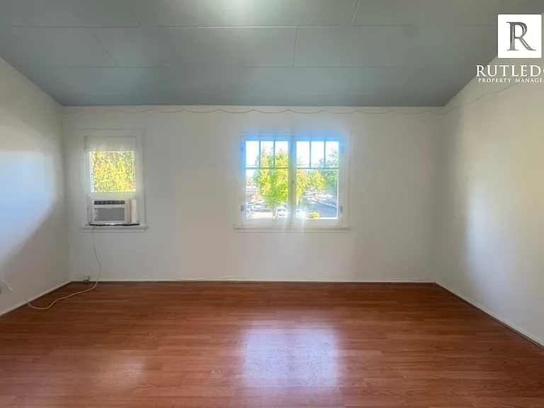 10 Willamette Ave #2 — Photo 15